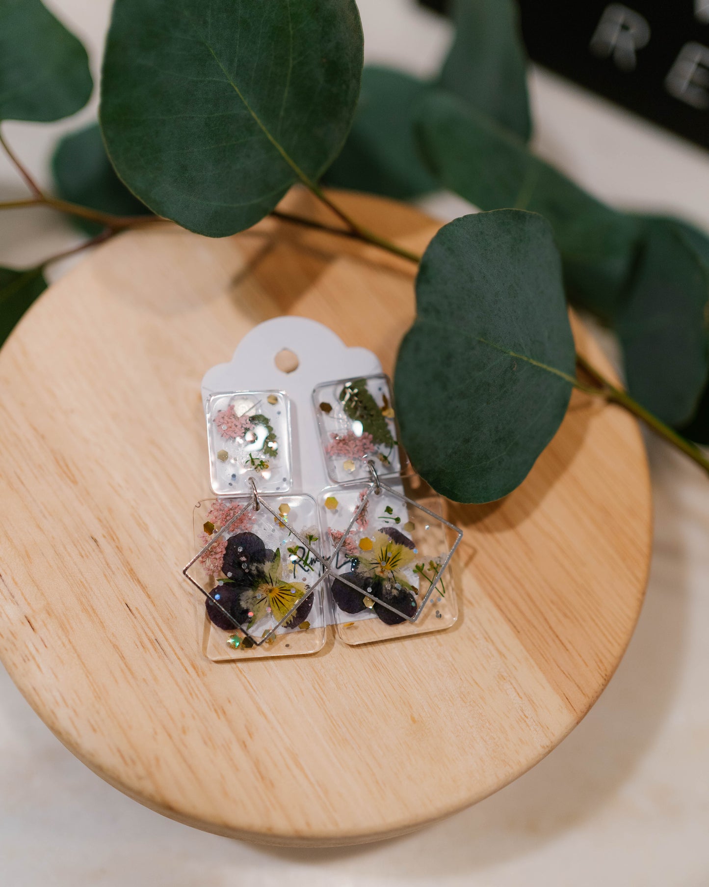 THE HARPER | rectangular resin + wildflowers